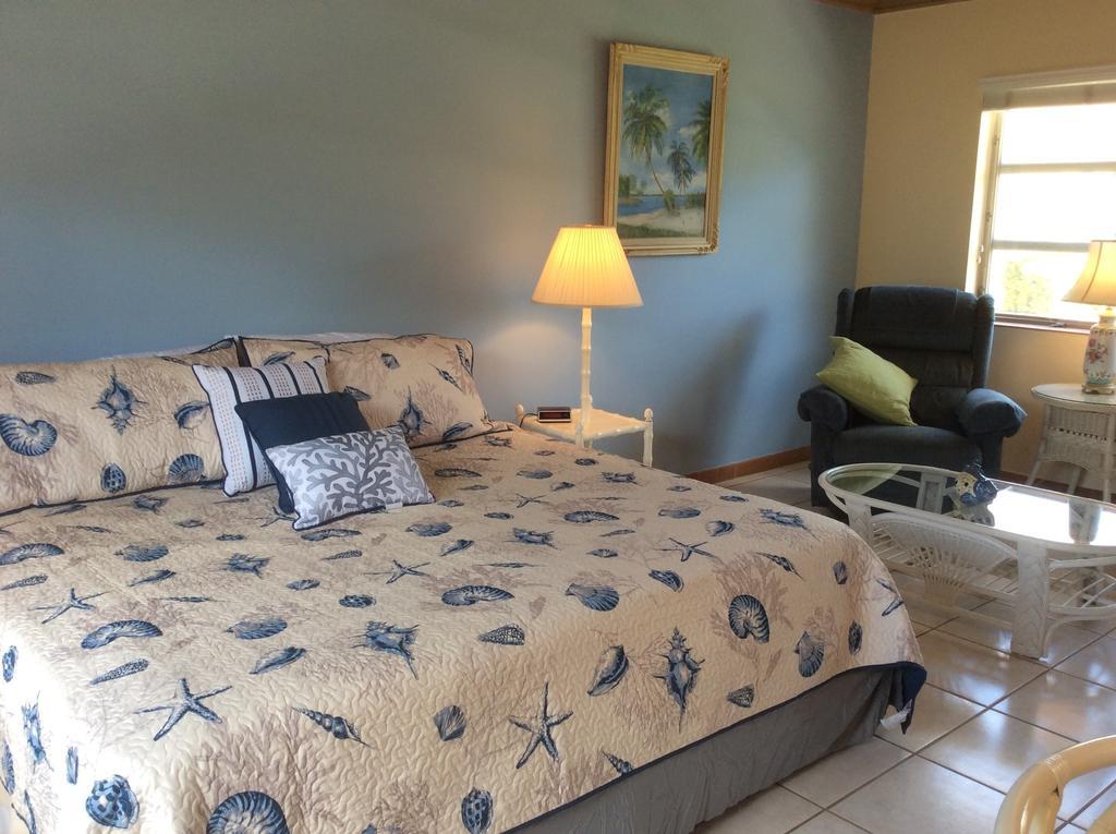 The Grove Condominium Delray Beach Room photo